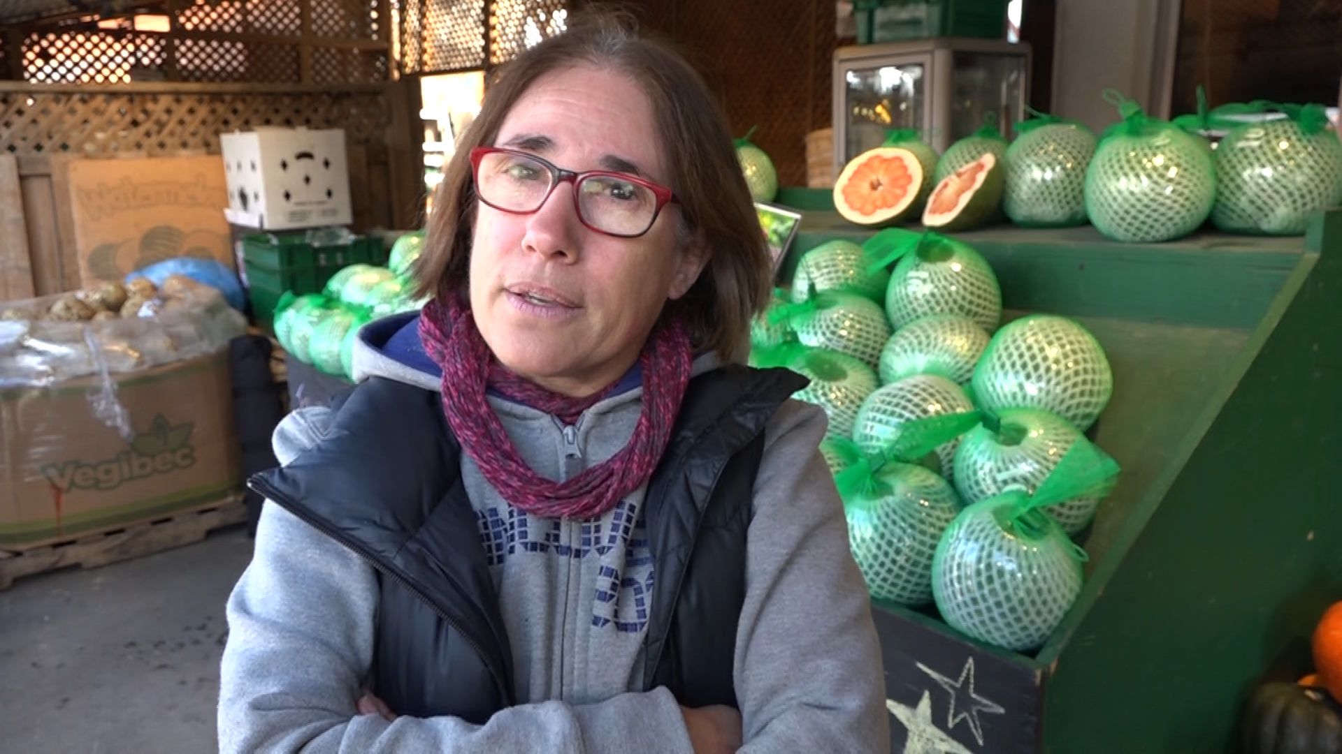 Patricia Masbourian, chủ cửa hàng Fruiterie Chez Nino tại chợ Atwater Market, Montreal 